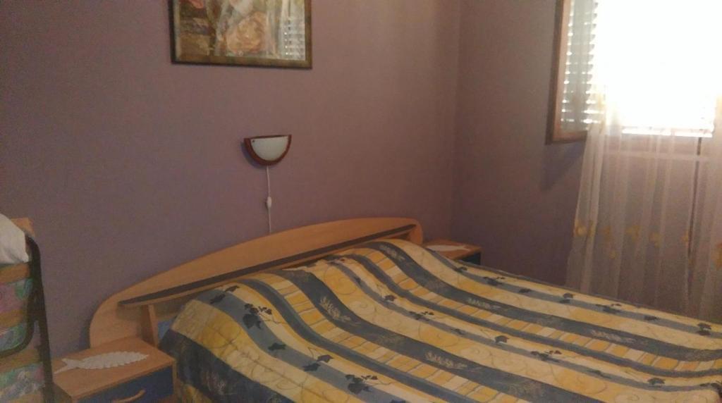 Apartment In Nin With Terrace, Air Conditioning, Wi-Fi Exterior photo