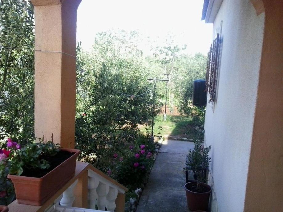 Apartment In Nin With Terrace, Air Conditioning, Wi-Fi Exterior photo